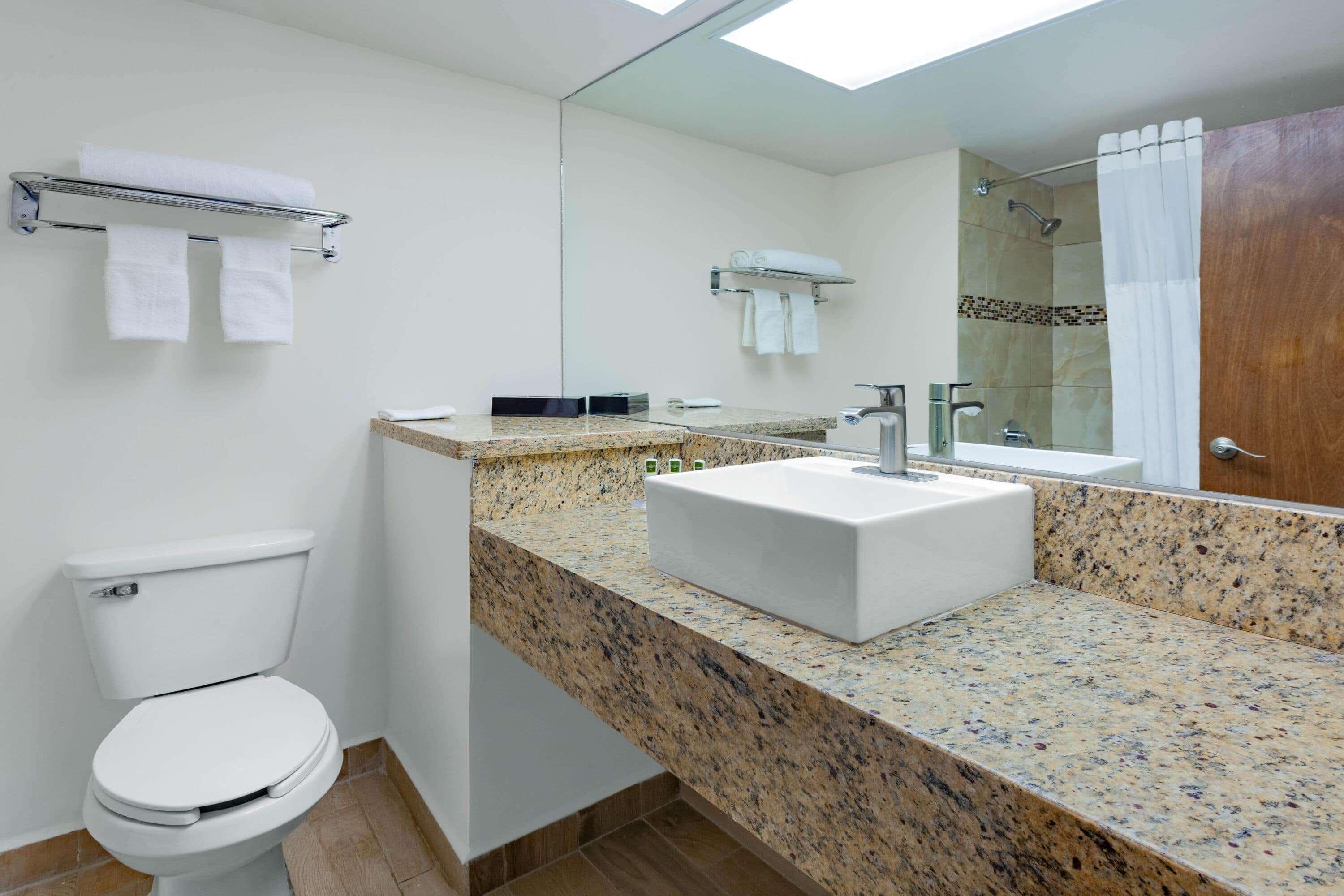 Days Inn By Wyndham Piedras Negras Εξωτερικό φωτογραφία